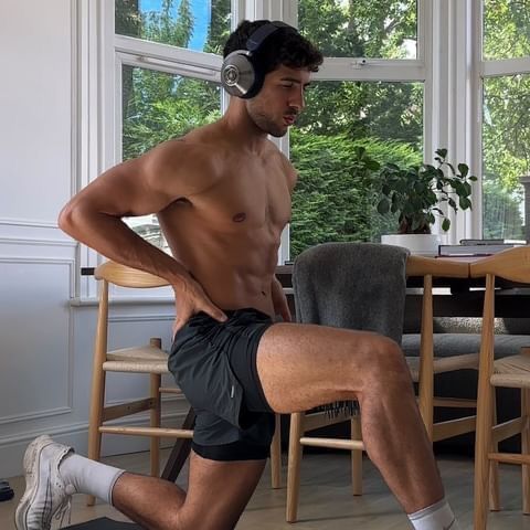 What Real Fat Loss Looks Like (And Why Most People Quit Too Early)